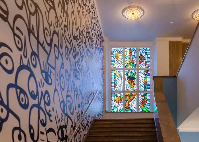 Vie Via - Your Hotel